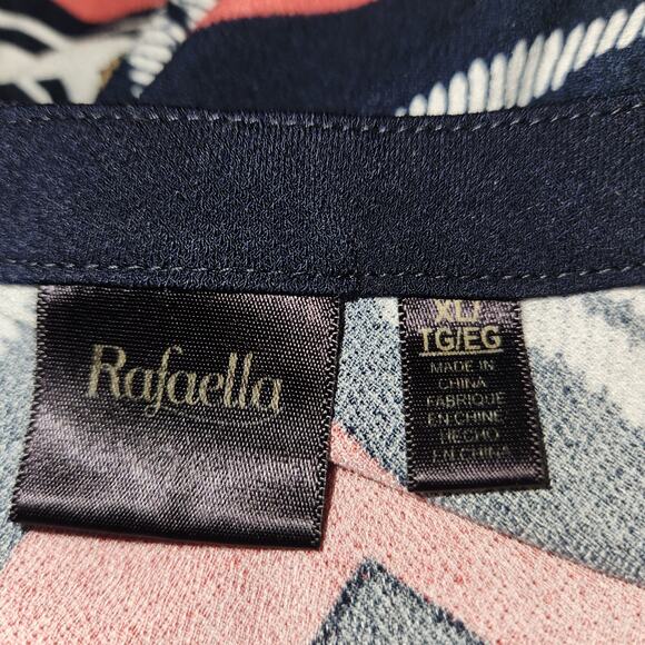 Chic Rafaella Tunic - Bold Geometric & Floral Print! - Picture 5 of 6